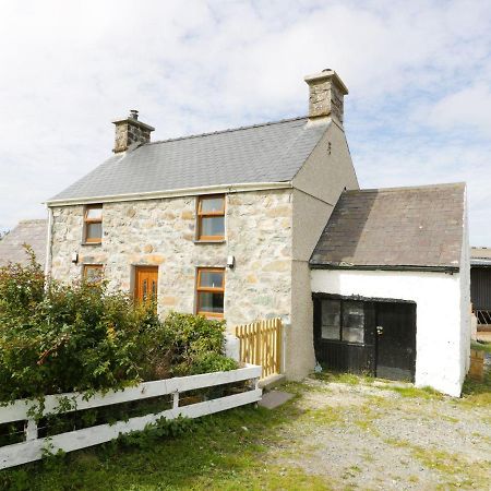 Ty Rhos, Farm Stay, Sleeps 4, Rhoshirwaun 2 Miles From อาเบอร์ดารอน ภายนอก รูปภาพ