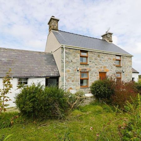 Ty Rhos, Farm Stay, Sleeps 4, Rhoshirwaun 2 Miles From อาเบอร์ดารอน ภายนอก รูปภาพ